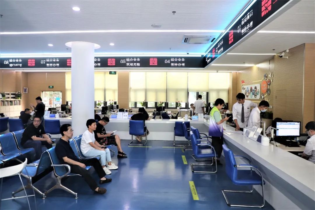 减压提效，普陀区互助帮困补助实现线上“好办”！