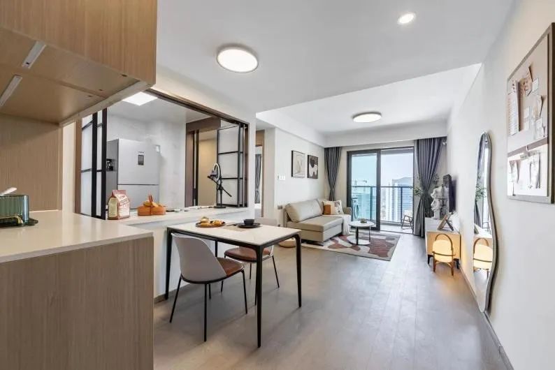 0608_141908_533.jpg 6.jpg