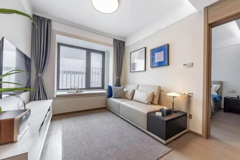 0608_141854_712.jpg 5.jpg