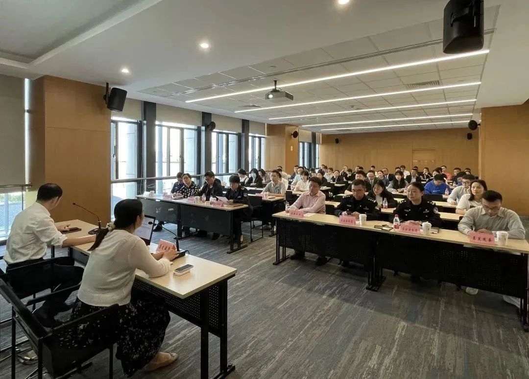 1027_161849_417.jpg 1.jpg