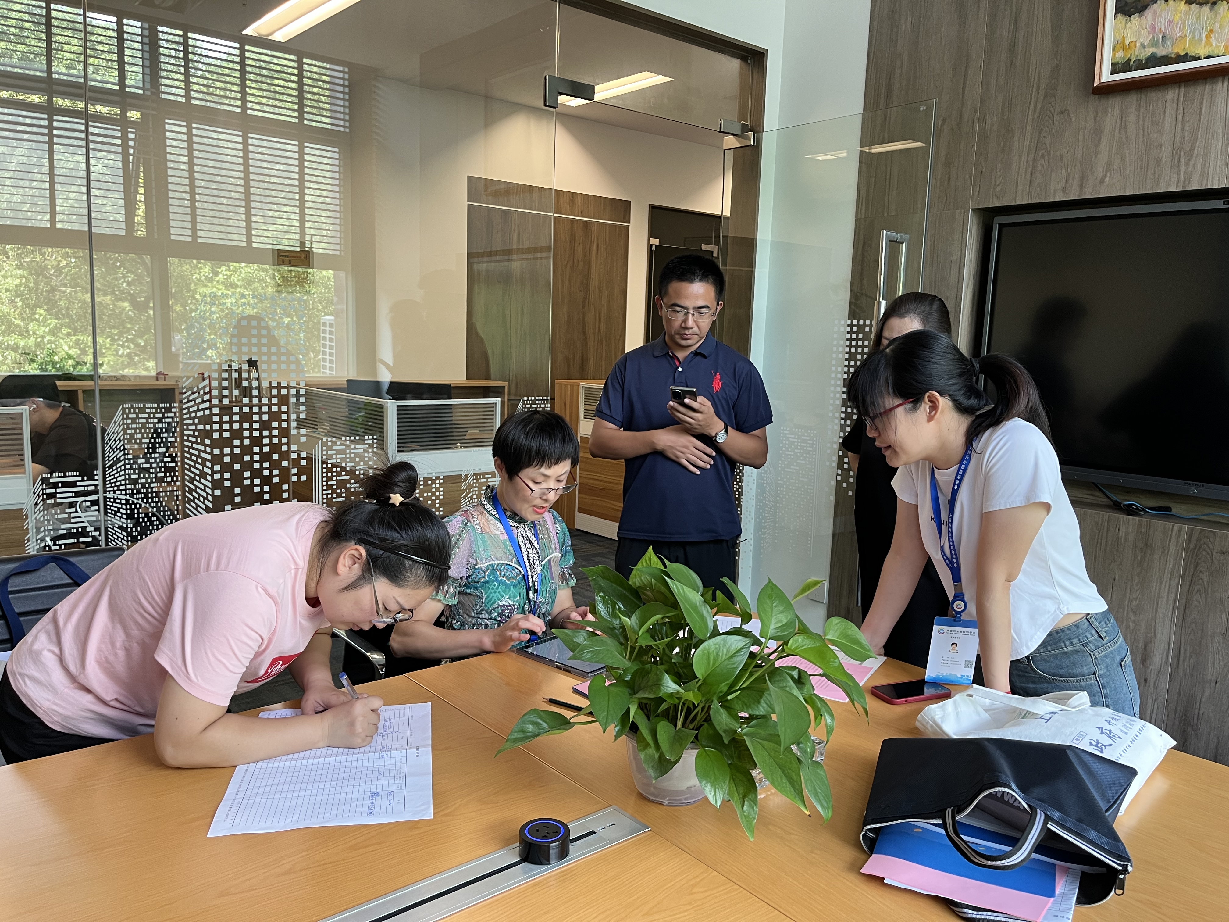 0921_093312_124.jpg 0921_093312_124.jpg