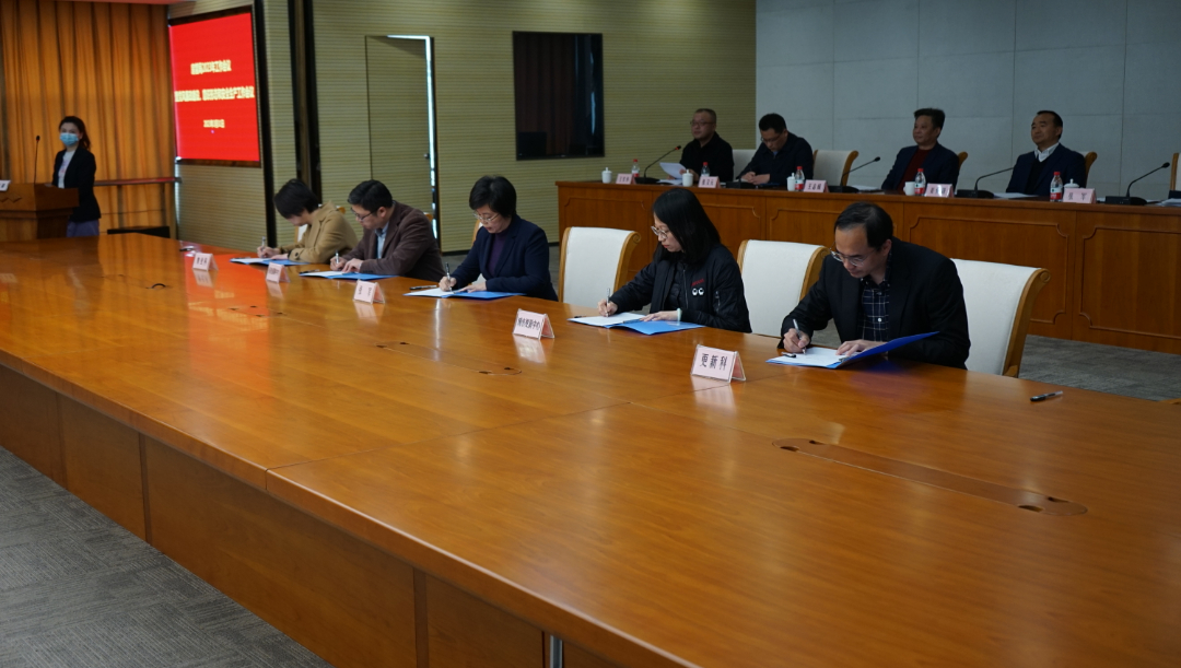 0404_144448_744.png 4.5 9.png