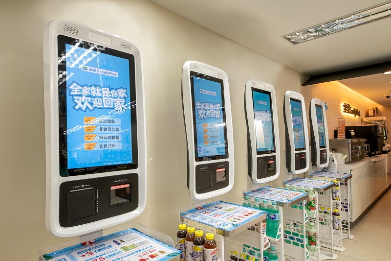 1013_135818_986.jpg MCC_7385-1.jpg