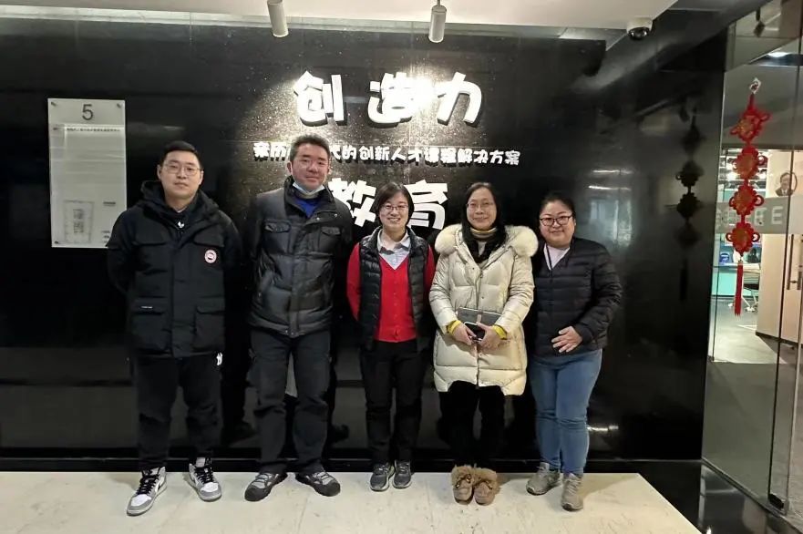 0213_134132_705.jpg 3.jpg