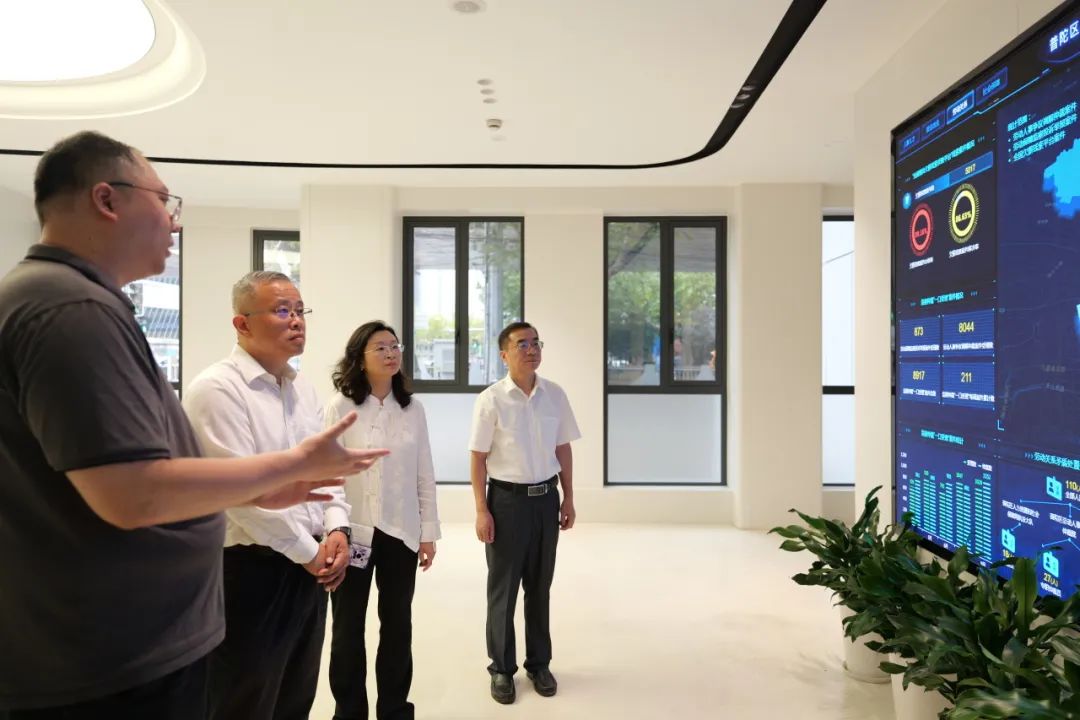 0928_092947_290.jpg 3.jpg