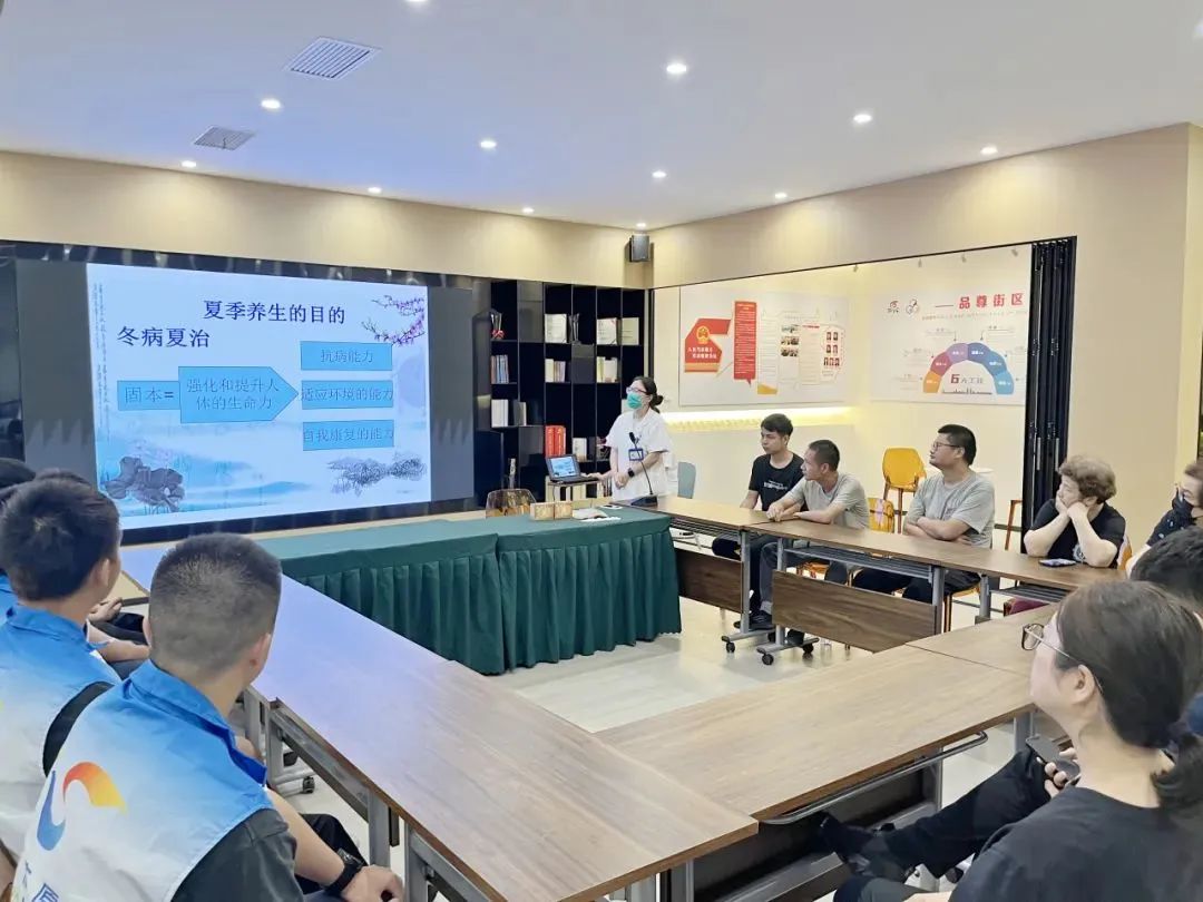 0707_082440_998.jpg 0.jpg