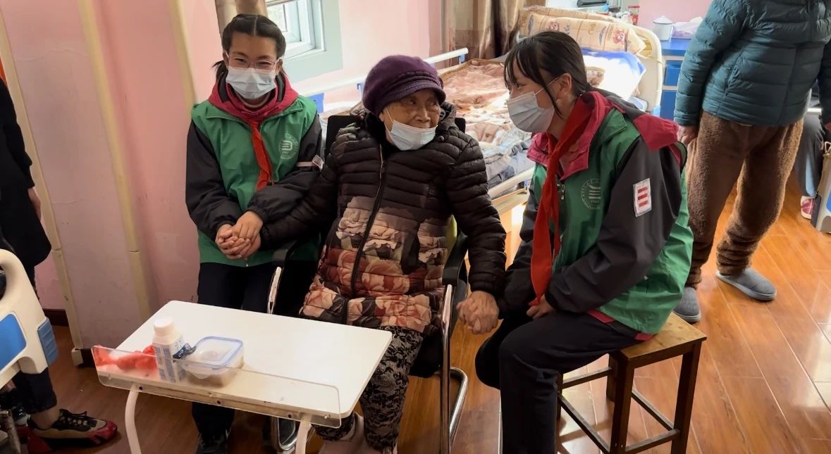 0401_092601_468.jpg 13.jpg