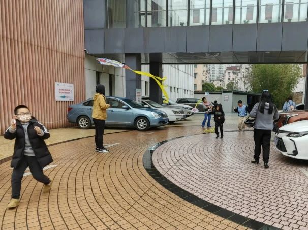 0407_084322_822.jpg 8.jpg