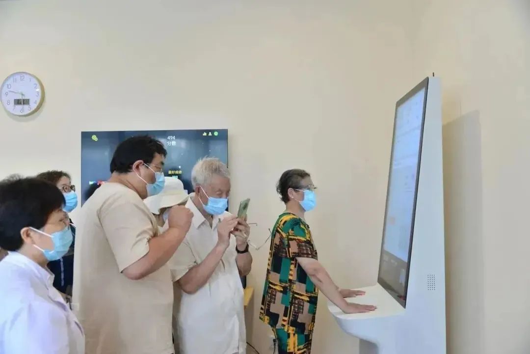 0911_144955_177.jpg 0911_144955_177.jpg