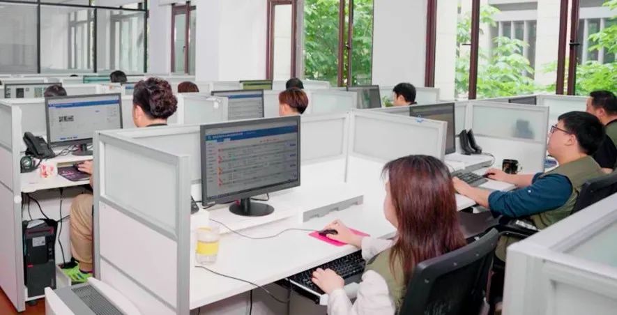 0731_153116_172.jpg 0731_153116_172.jpg