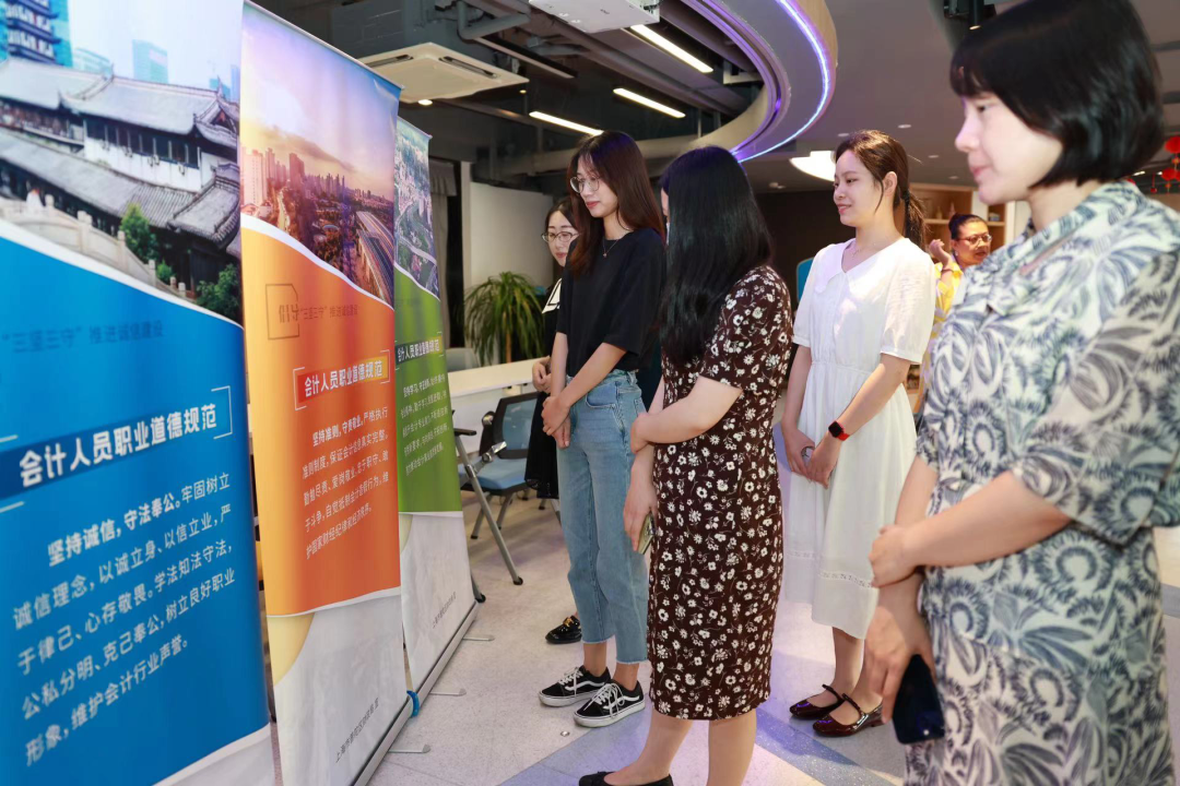 0728_085723_221.png 0728_085723_221.png