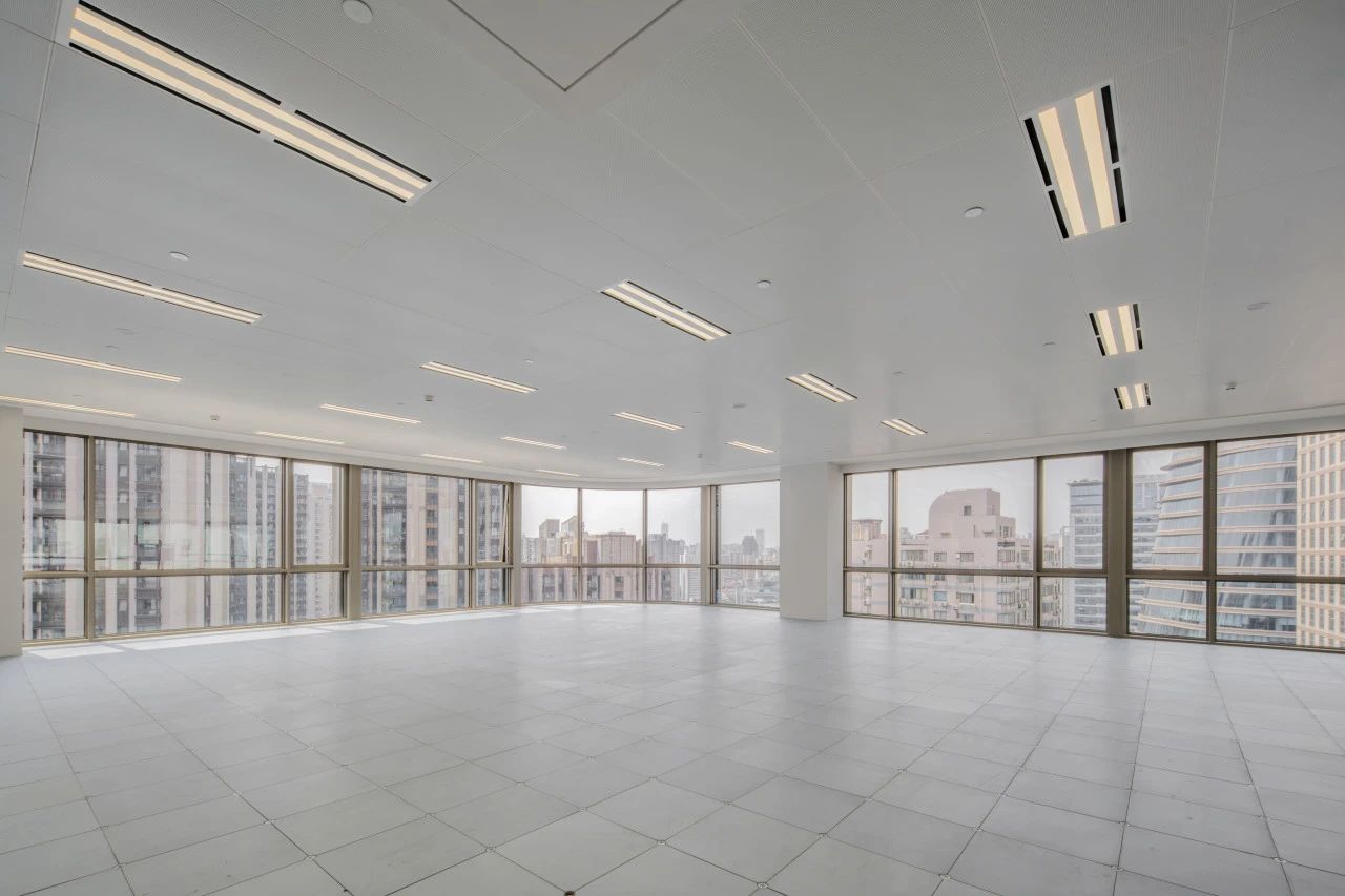 0829_094708_383.jpg 0829_094708_383.jpg