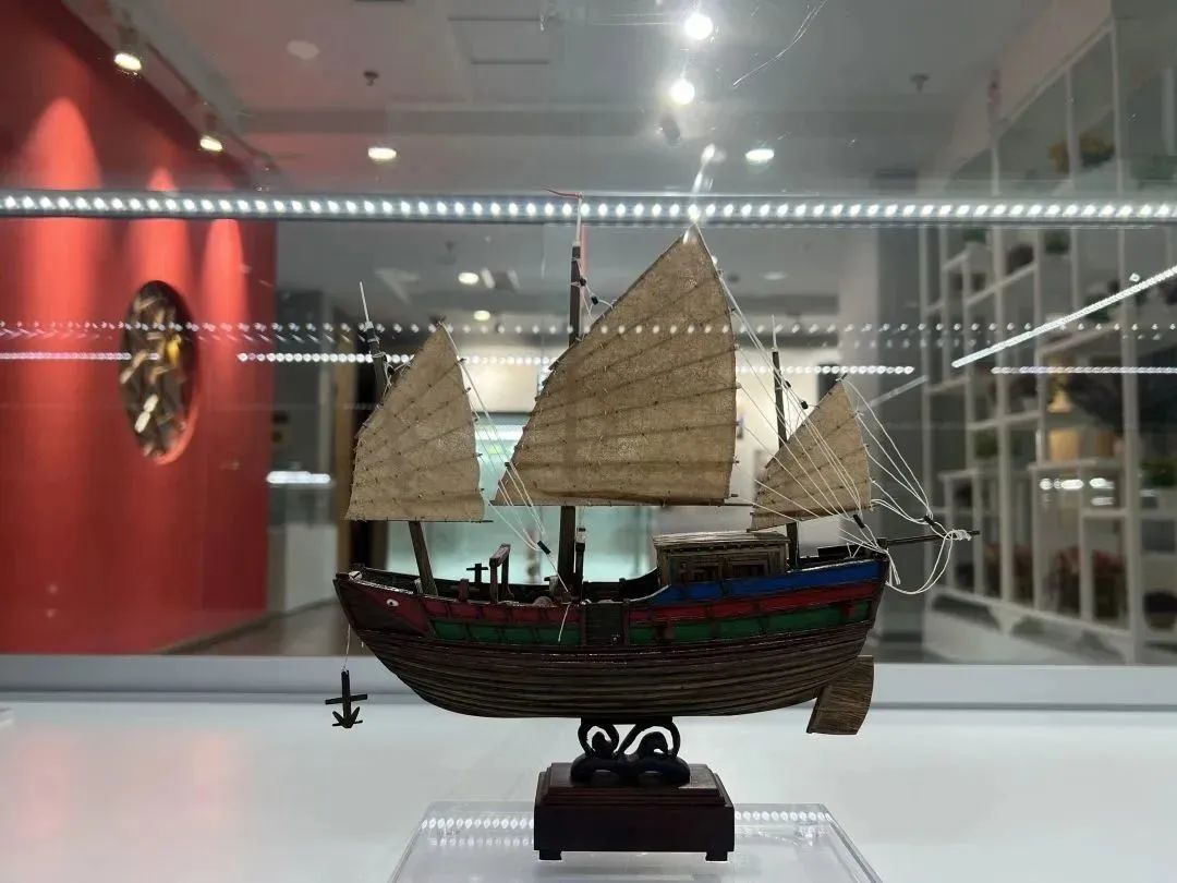 0428_134616_777.jpg 2.jpg