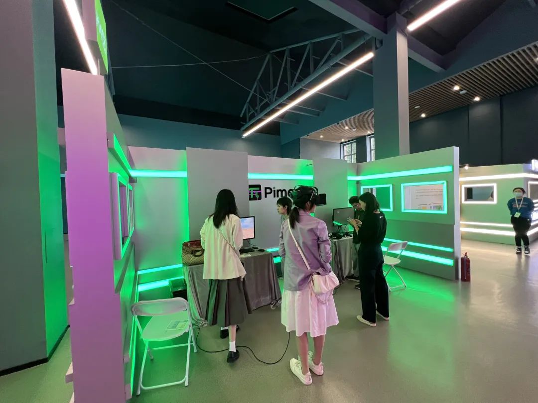 0612_091222_724.jpg e.jpg