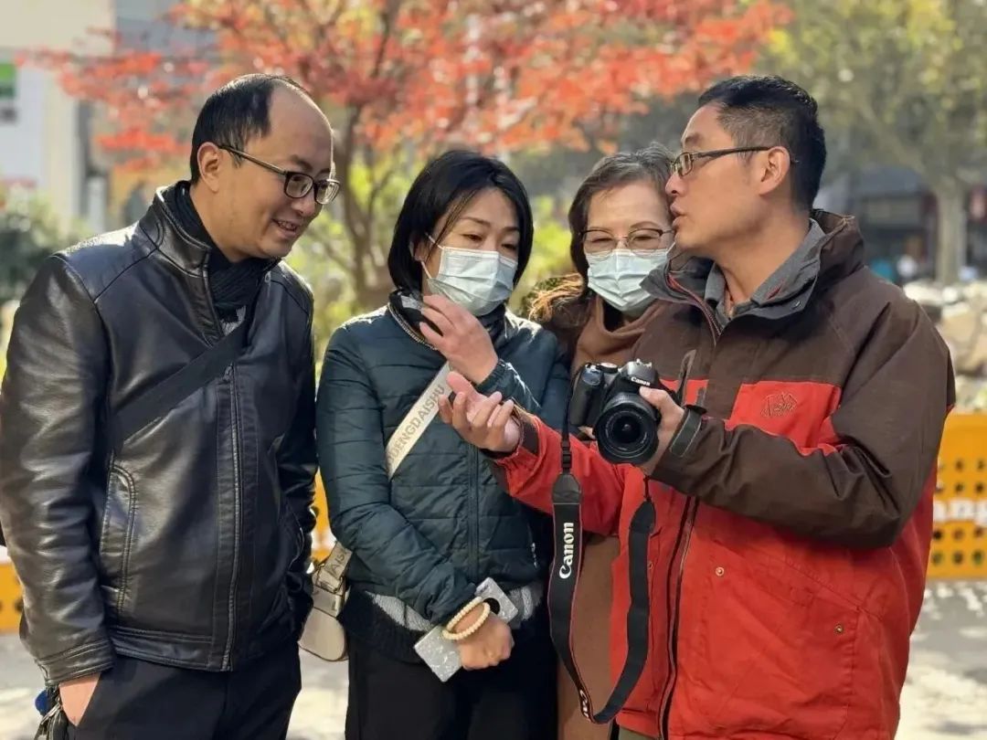 0111_092343_518.jpg c.jpg