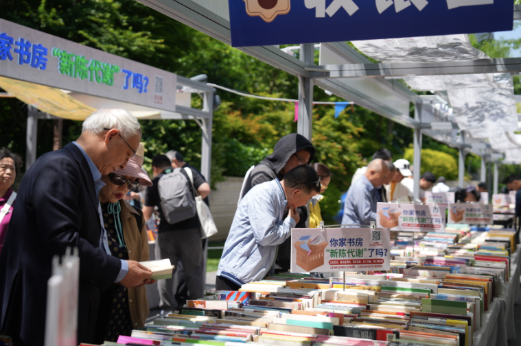 0516_132143_112.png g.png