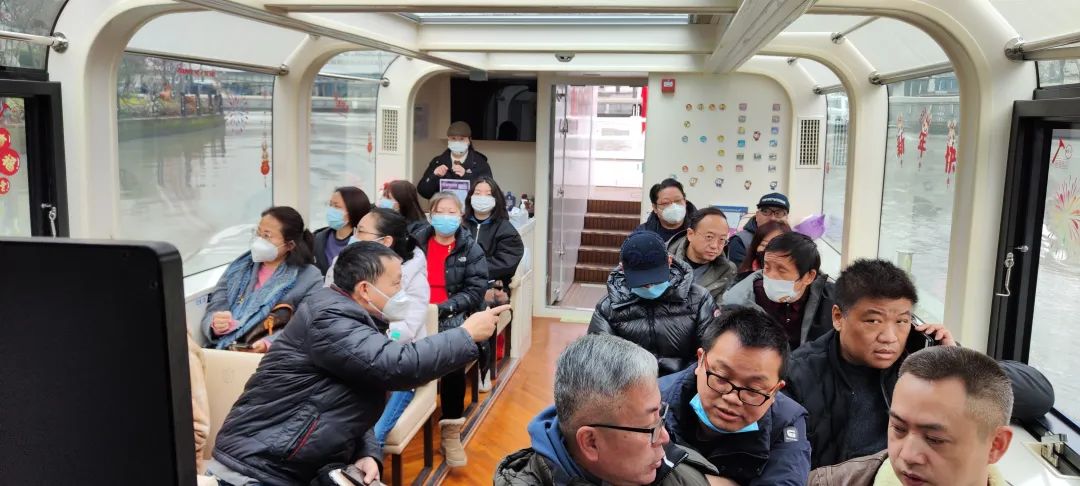 0228_164438_580.jpg c.jpg