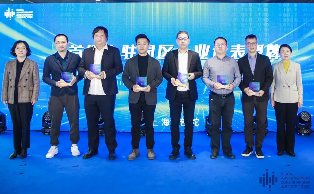 0414_174516_456.jpg 6.jpg