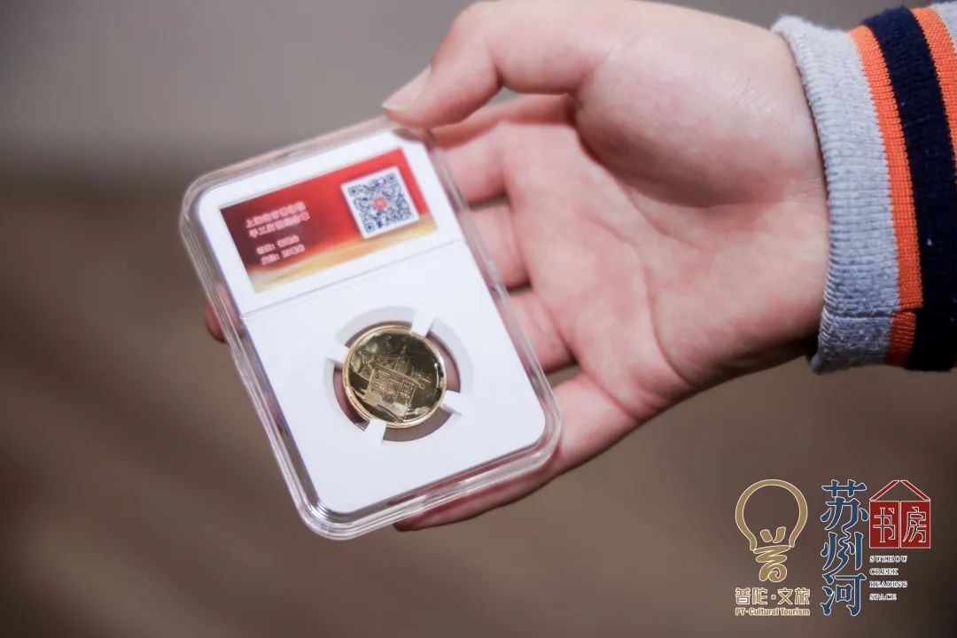 0424_092504_980.jpg c.jpg