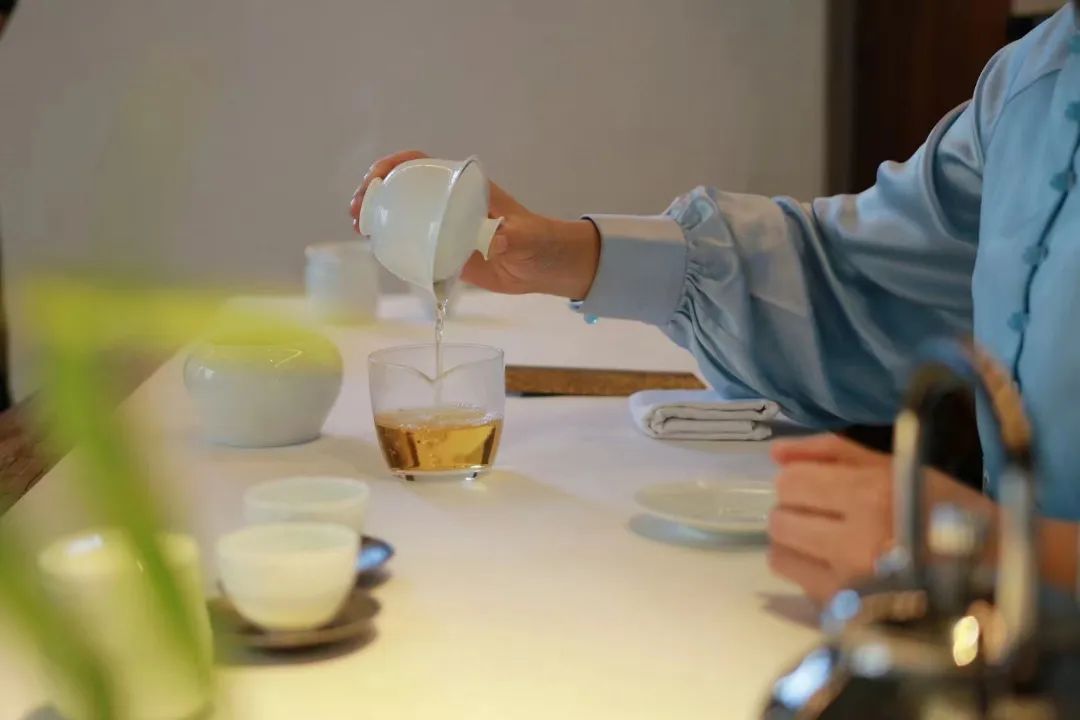 0625_133717_828.jpg c.jpg