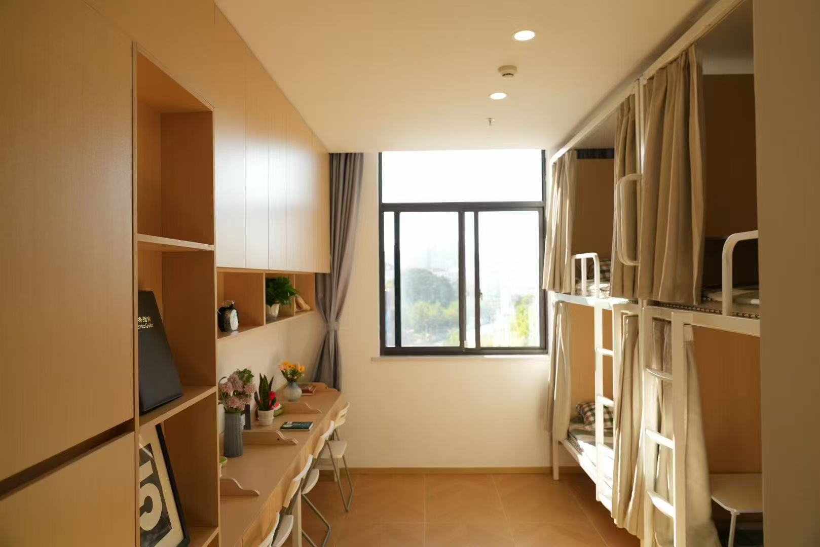 华山医院青年医护之家1