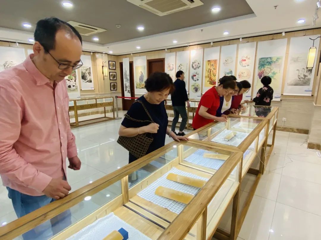 中国竹の置物　留青竹刻 中国竹の置物 留青竹刻 - メルカリ