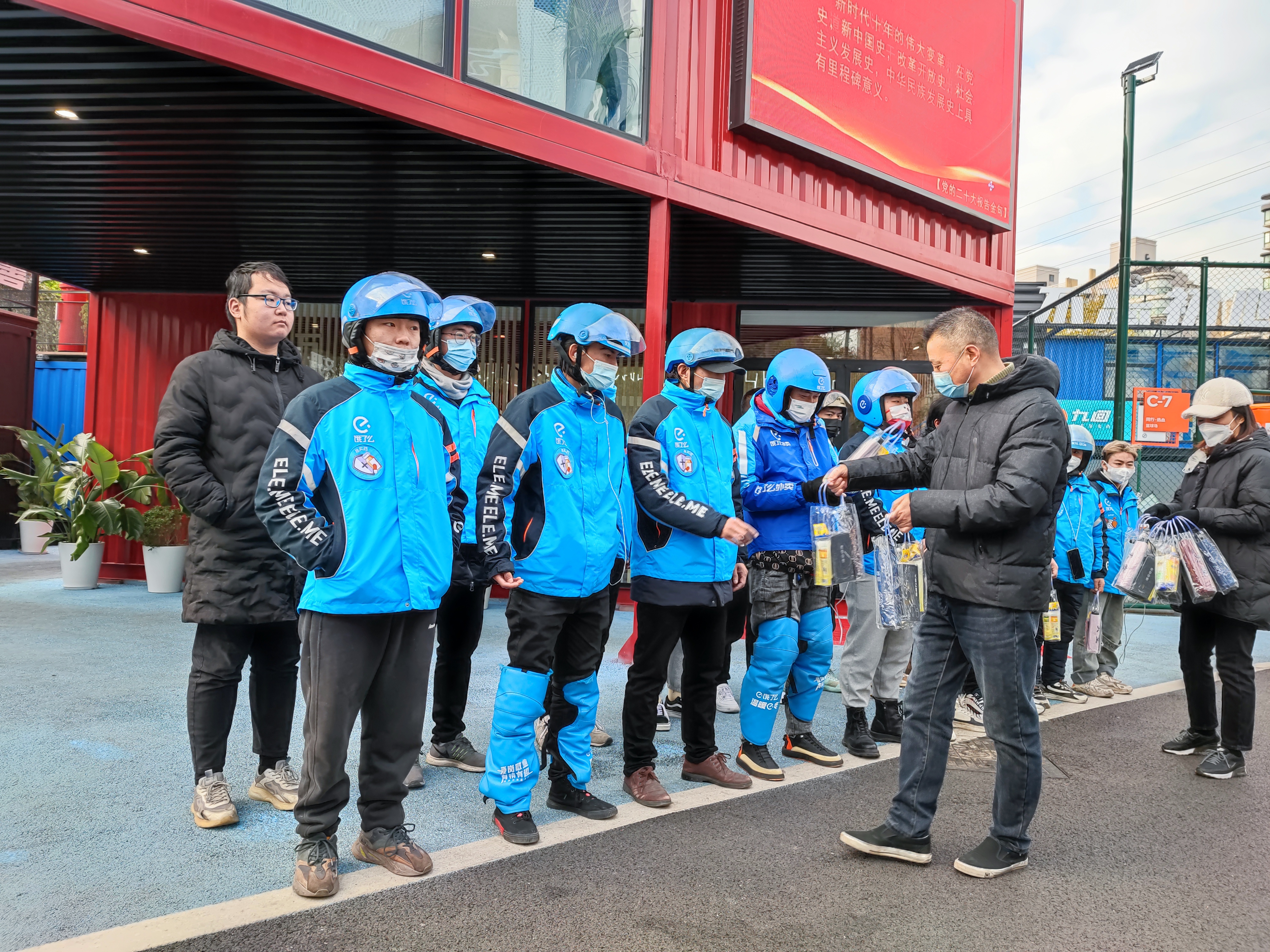 0116_130555_622.jpg 0116_130555_622.jpg