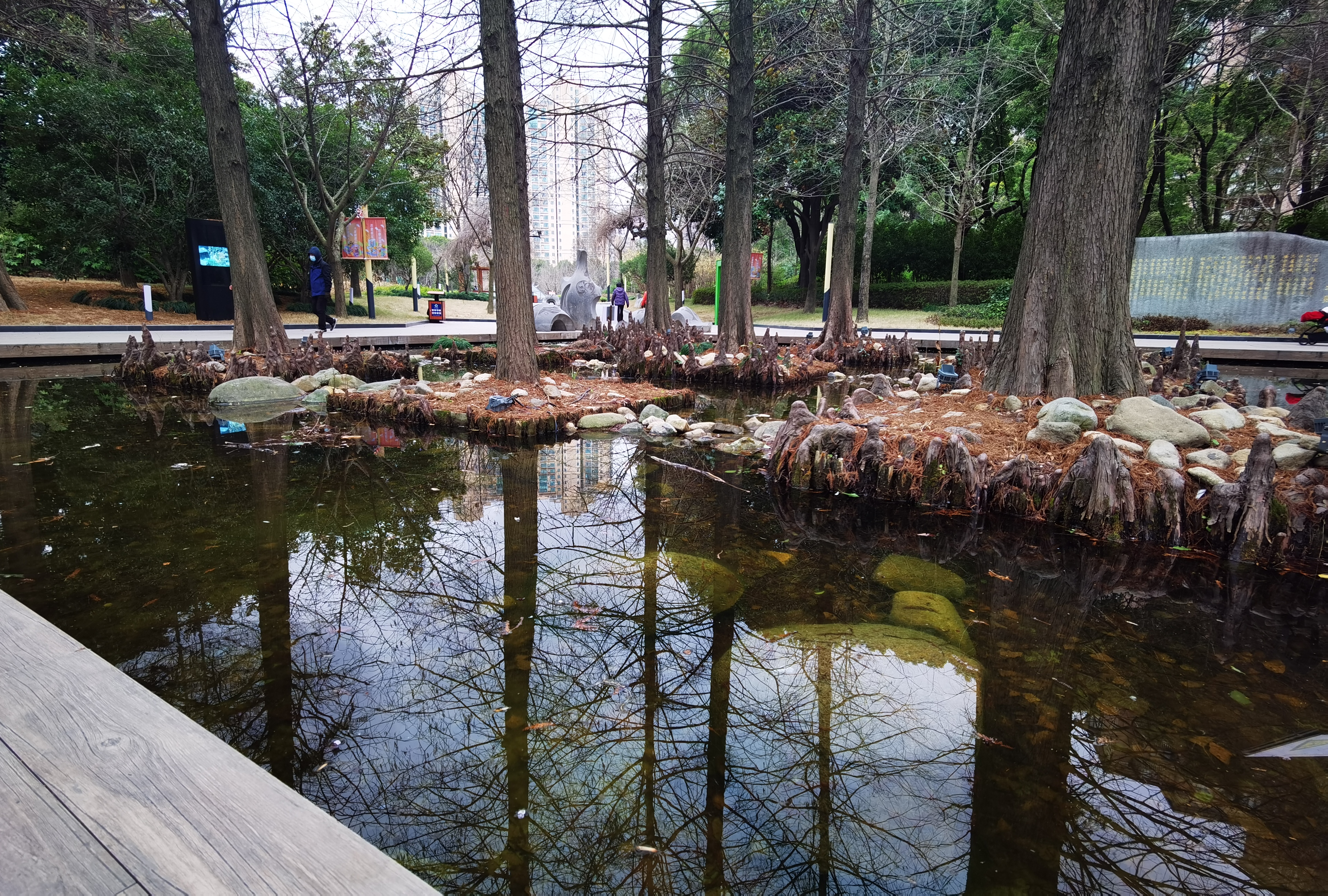 0207_142610_121.jpg 0207_142610_121.jpg