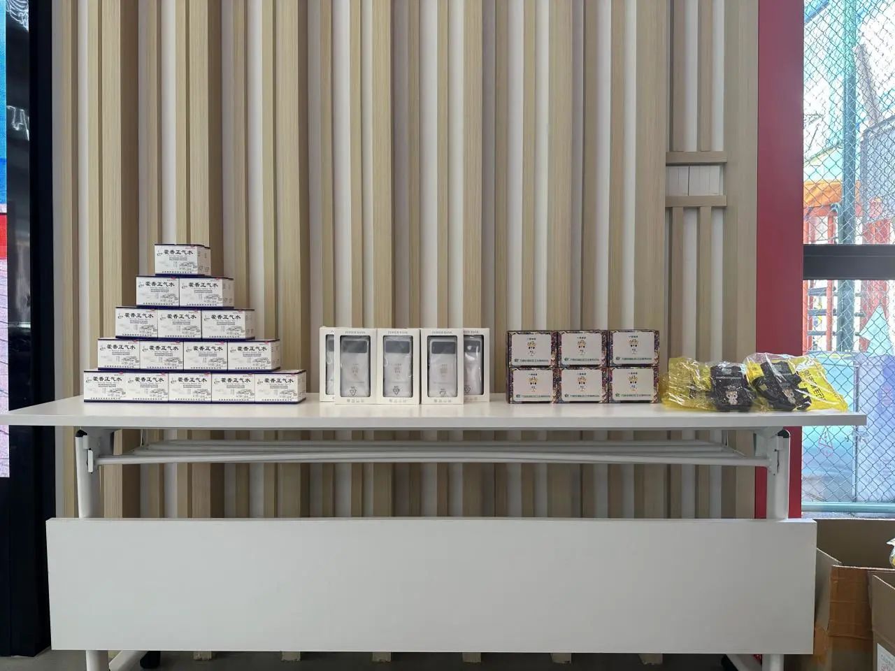 0725_141553_210.jpg 0725_141553_210.jpg