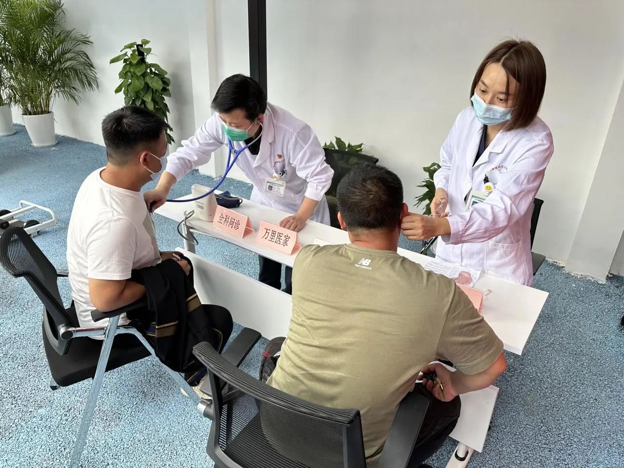 0725_141708_745.jpg 0725_141708_745.jpg