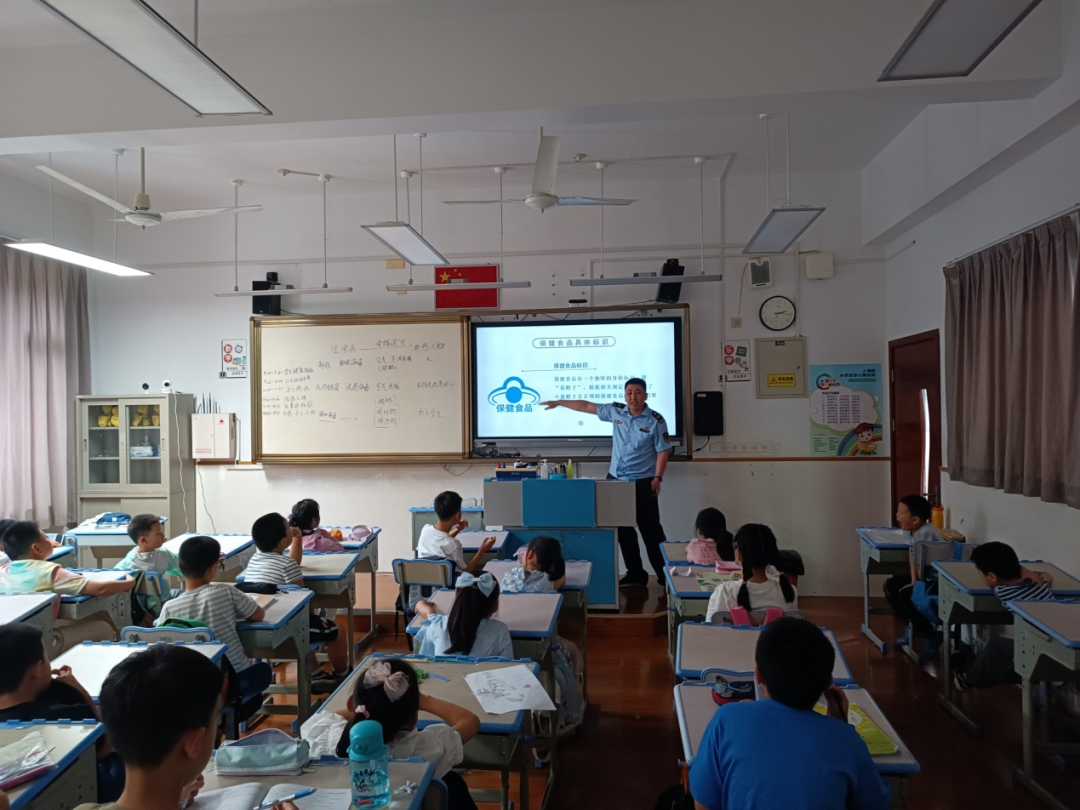 0726_144241_947.jpg 0726_144241_947.jpg