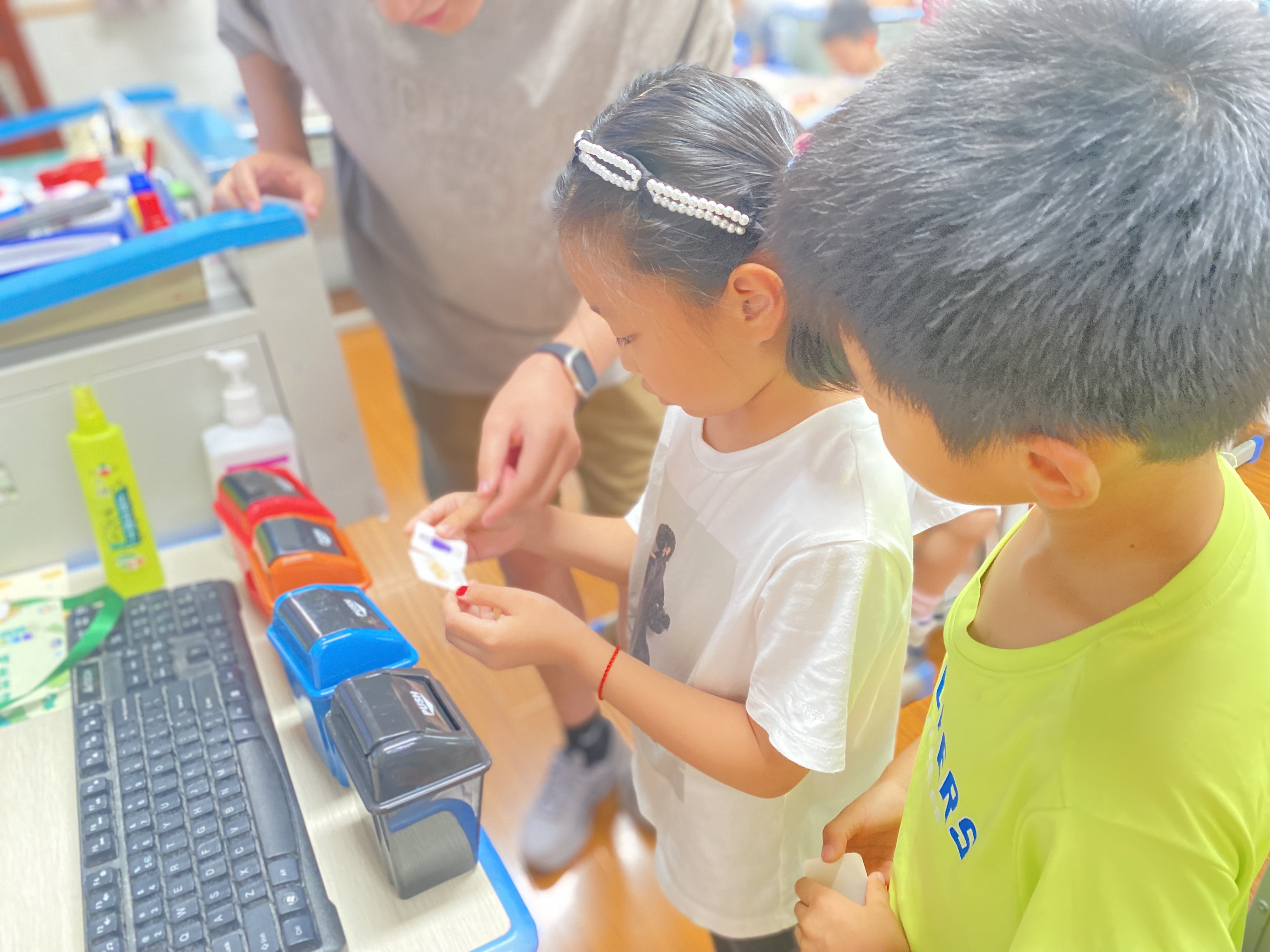 0727_131806_978.jpg 0727_131806_978.jpg