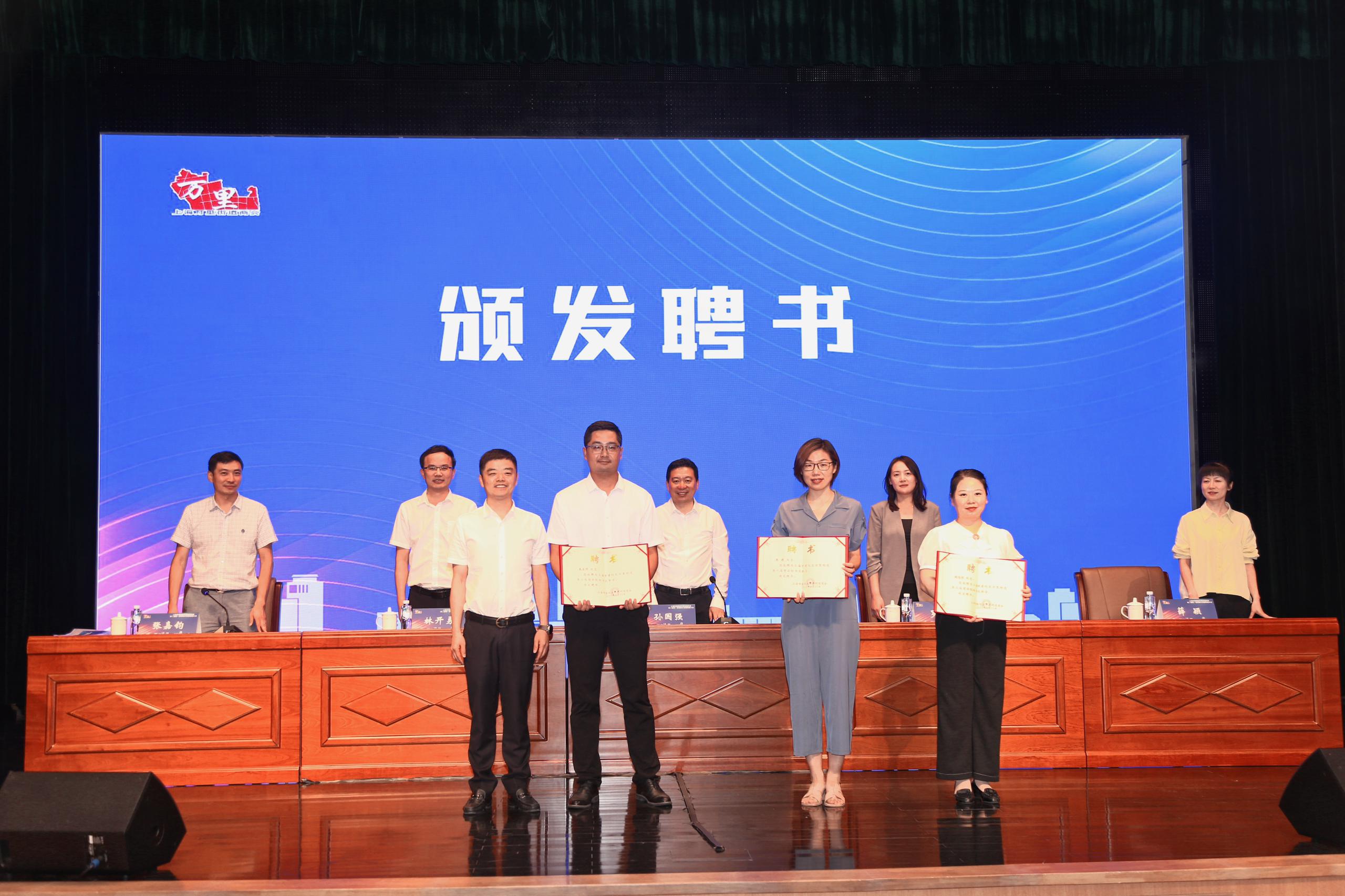 0822_121732_766.jpg 0822_121732_766.jpg