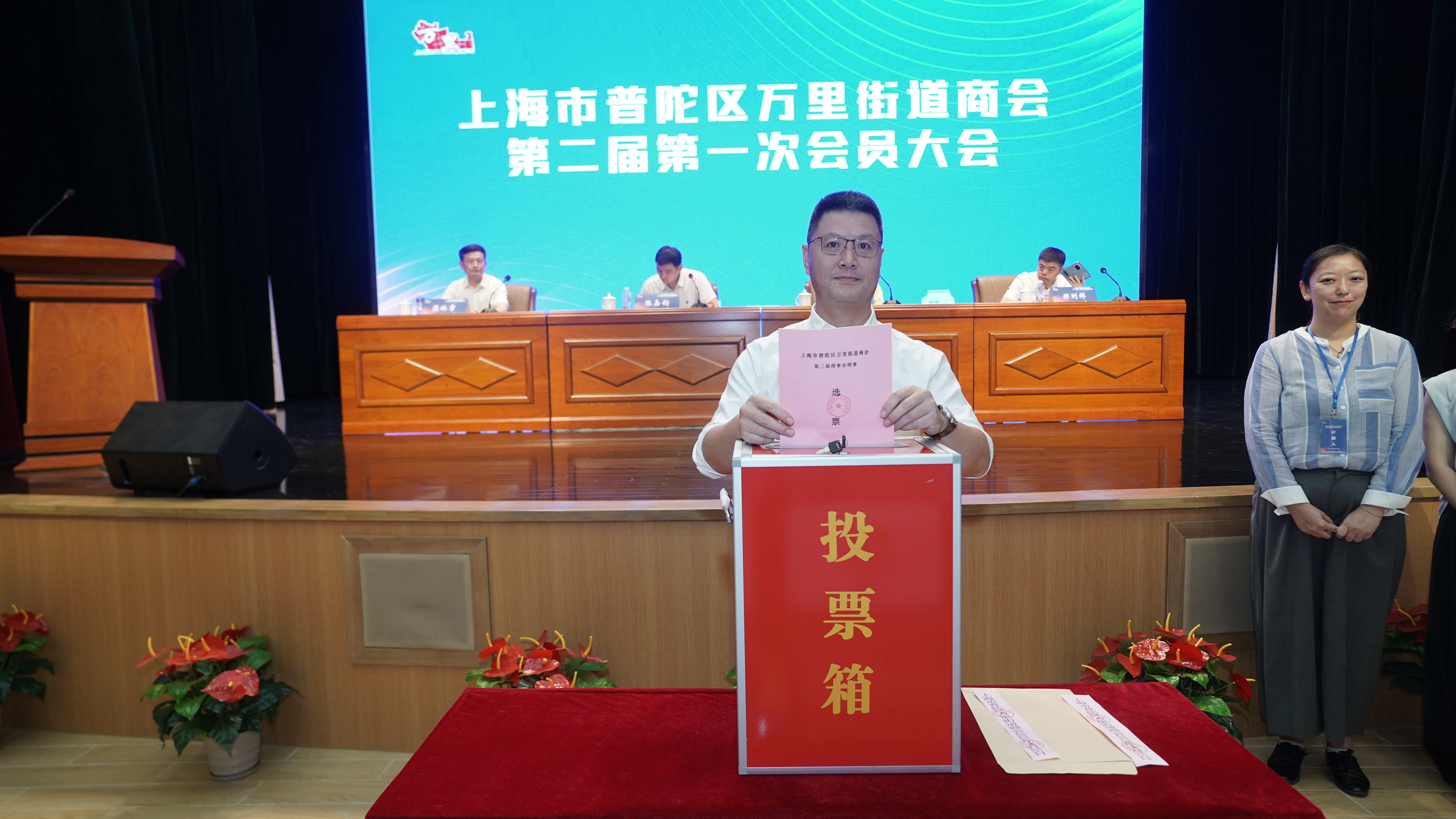 0822_121542_513.jpg 0822_121542_513.jpg