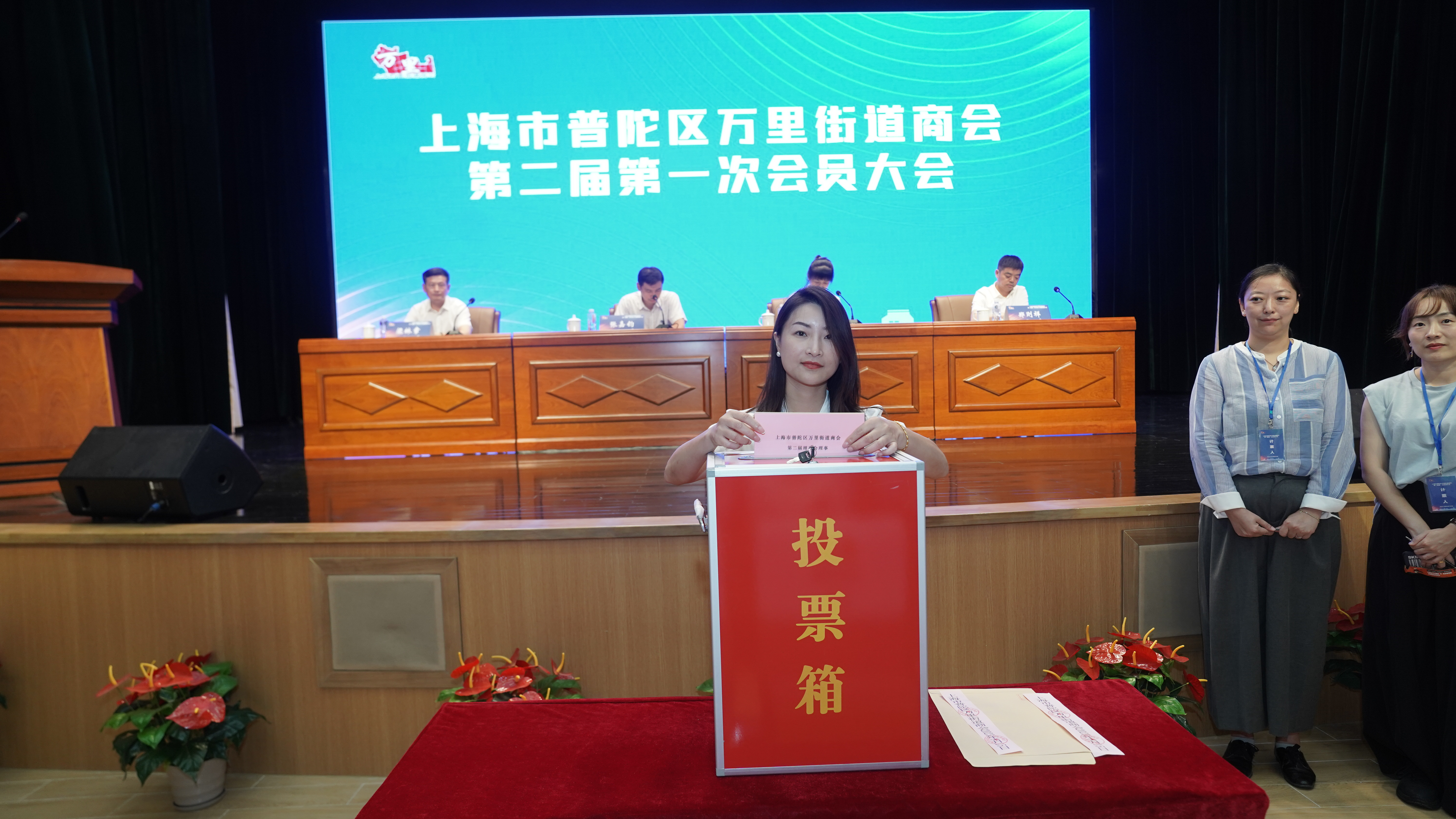 0822_121543_612.jpg 0822_121543_612.jpg