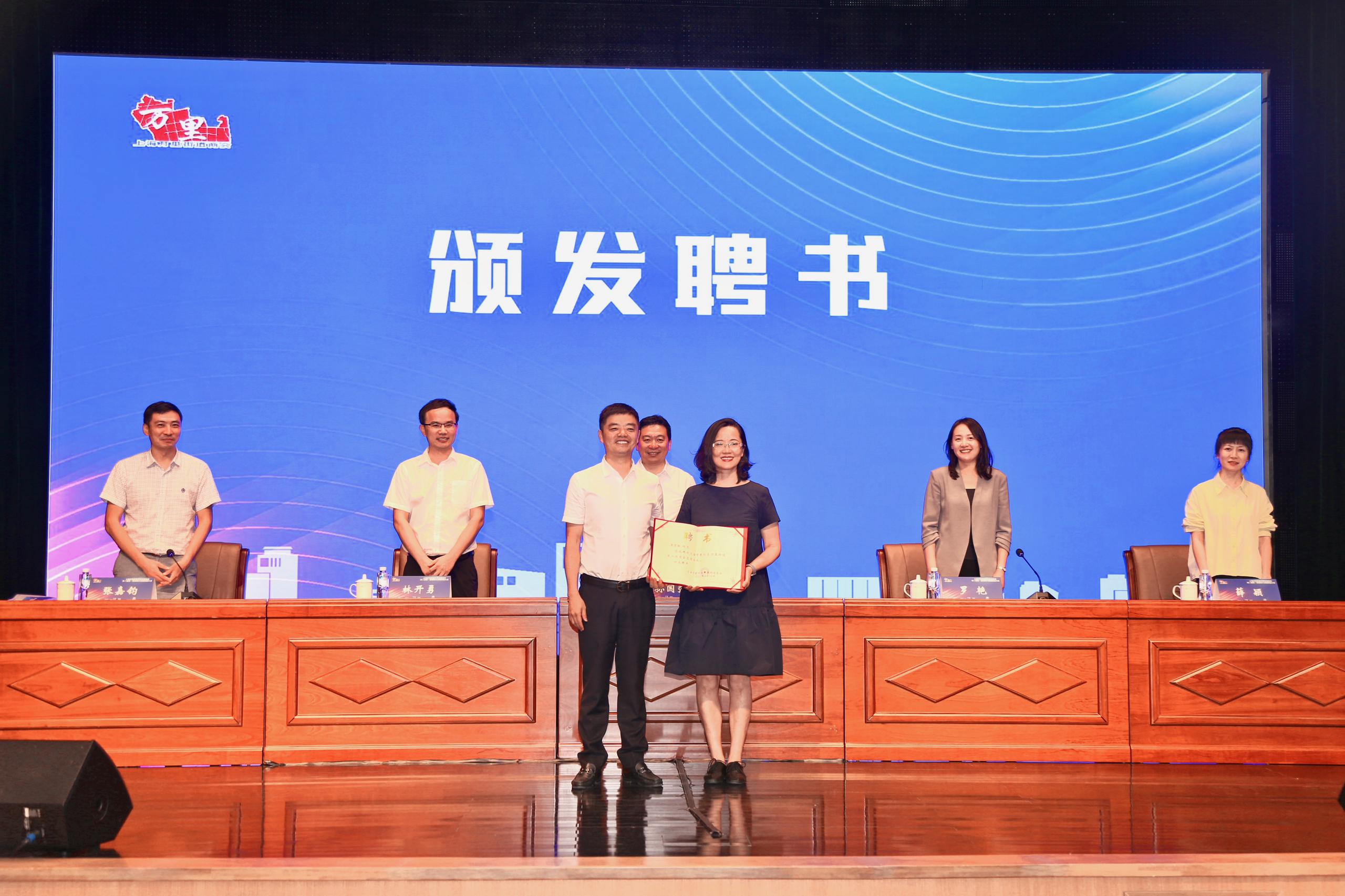 0822_121732_519.jpg 0822_121732_519.jpg