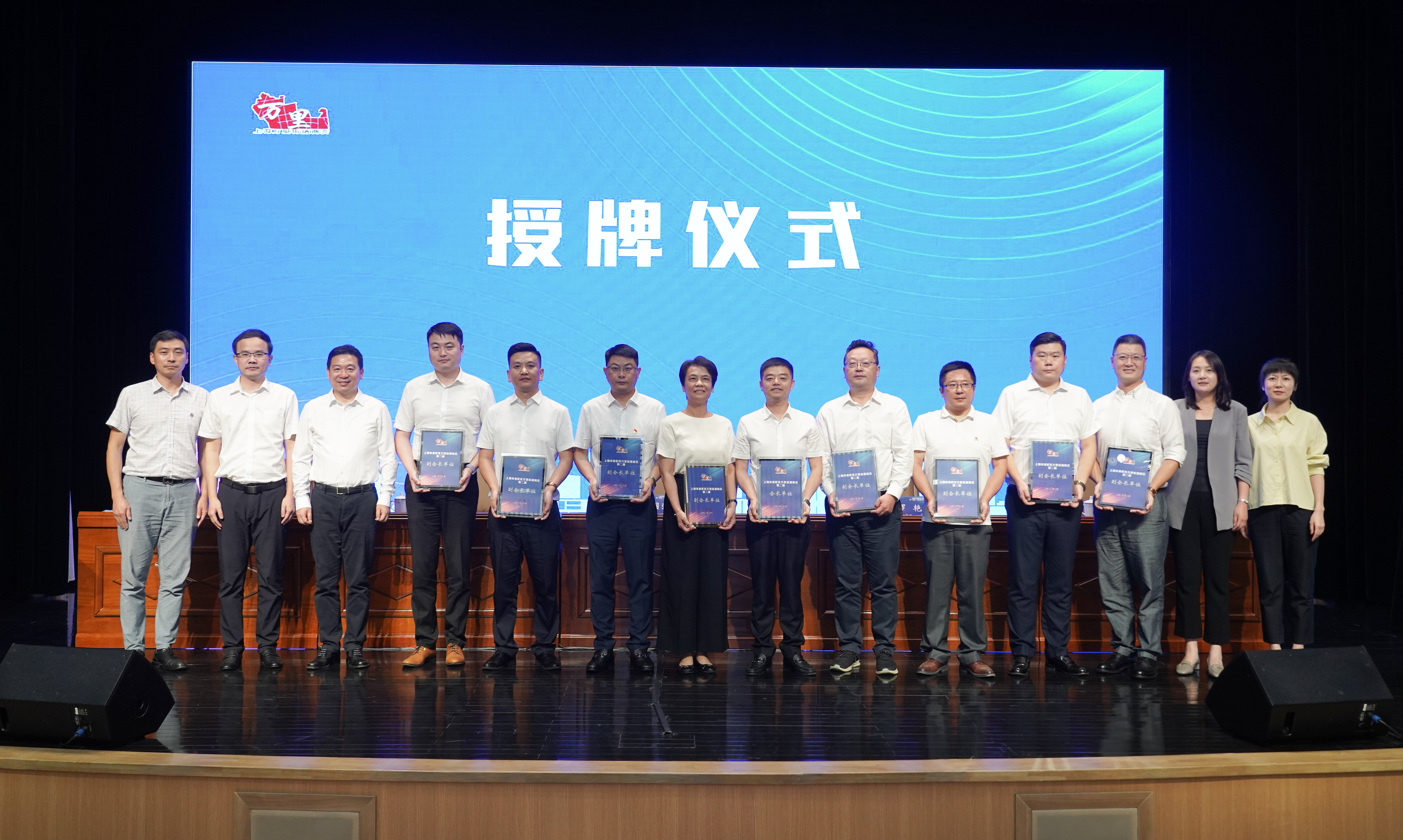 0822_121730_238.jpg 0822_121730_238.jpg