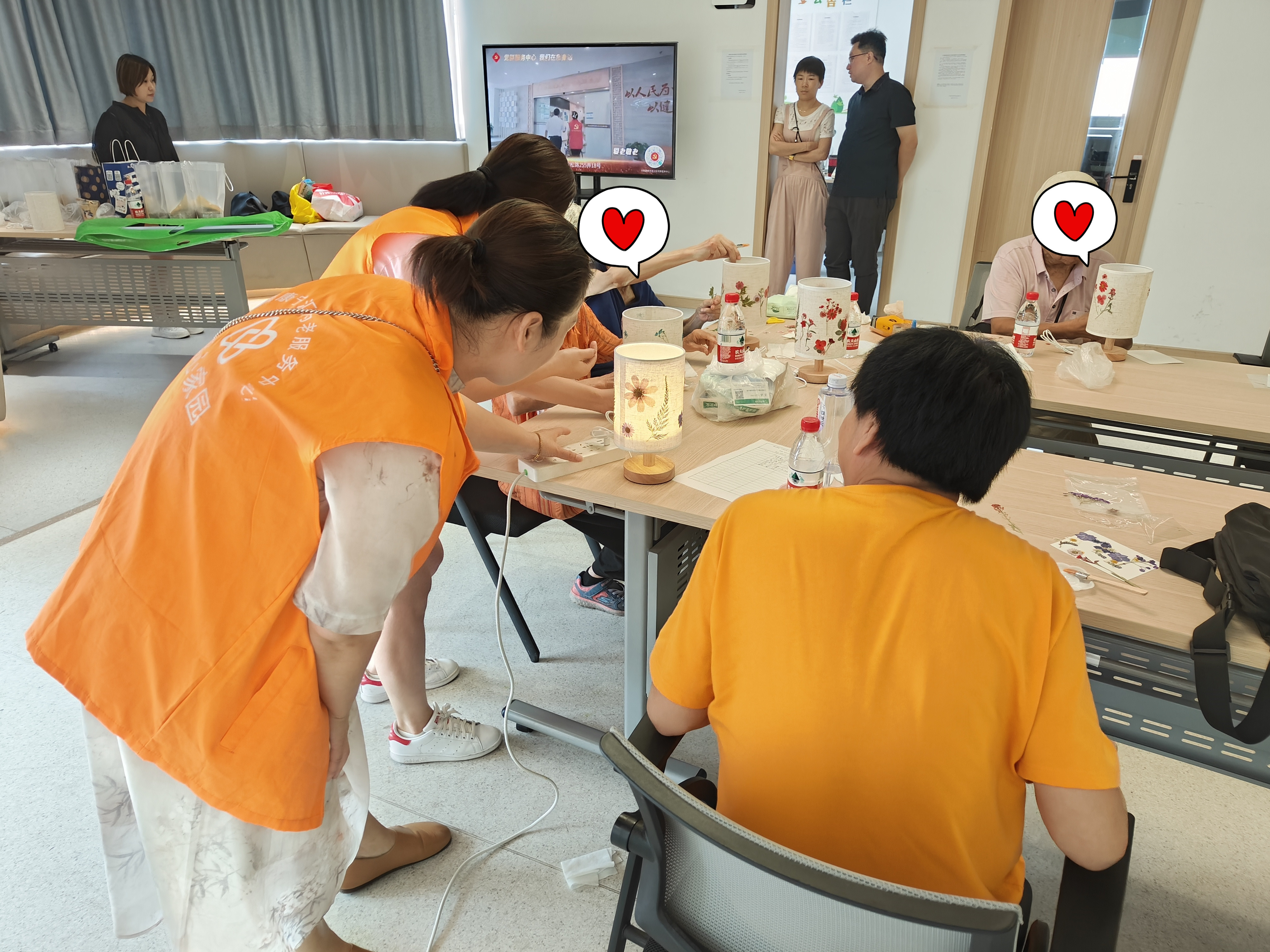 0822_124834_284.jpg 0822_124834_284.jpg