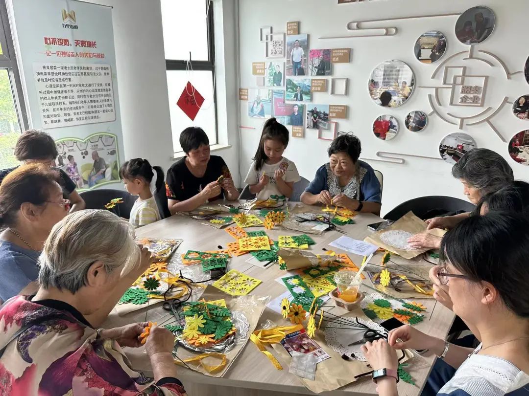 0823_094347_780.jpg 0823_094347_780.jpg