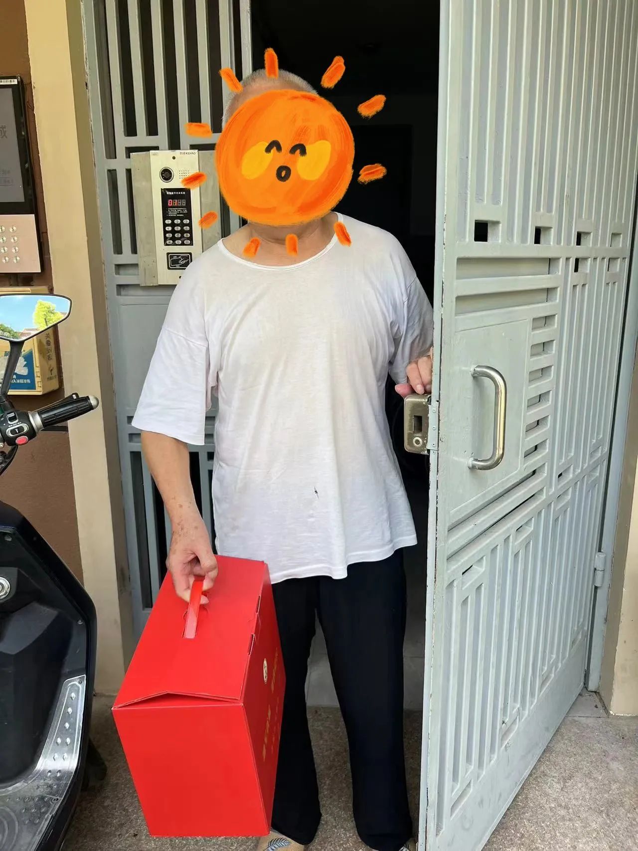 0825_125923_691.jpg 0825_125923_691.jpg