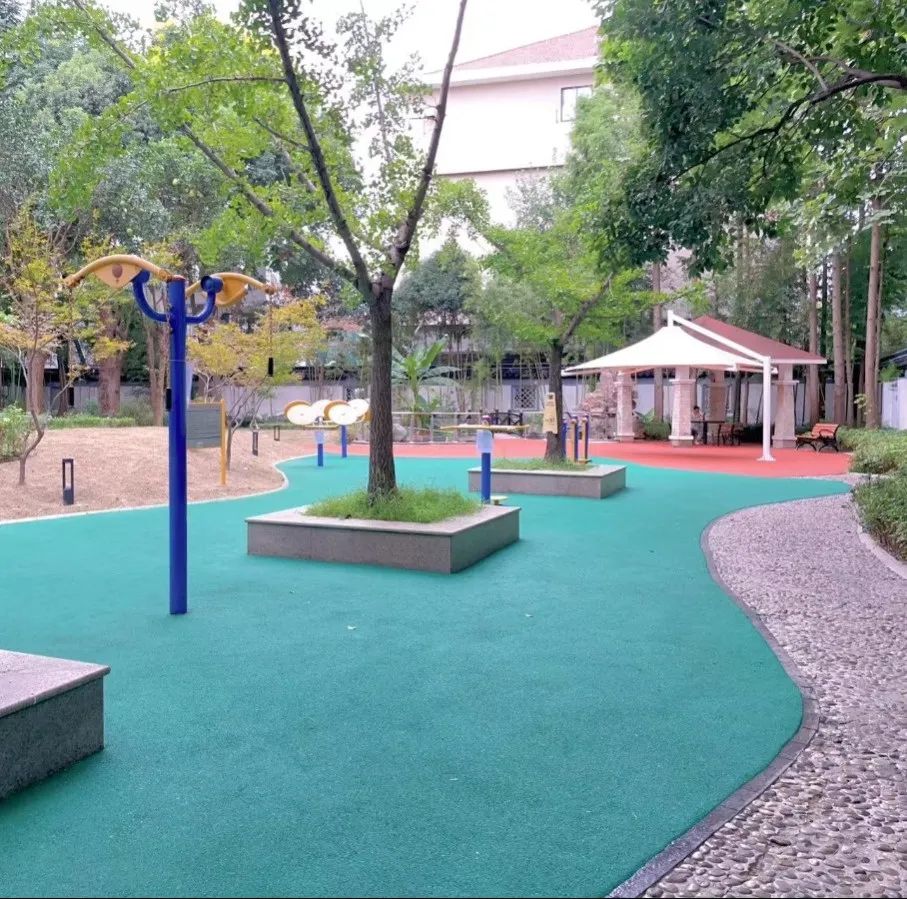 0921_102227_270.jpg 0921_102227_270.jpg