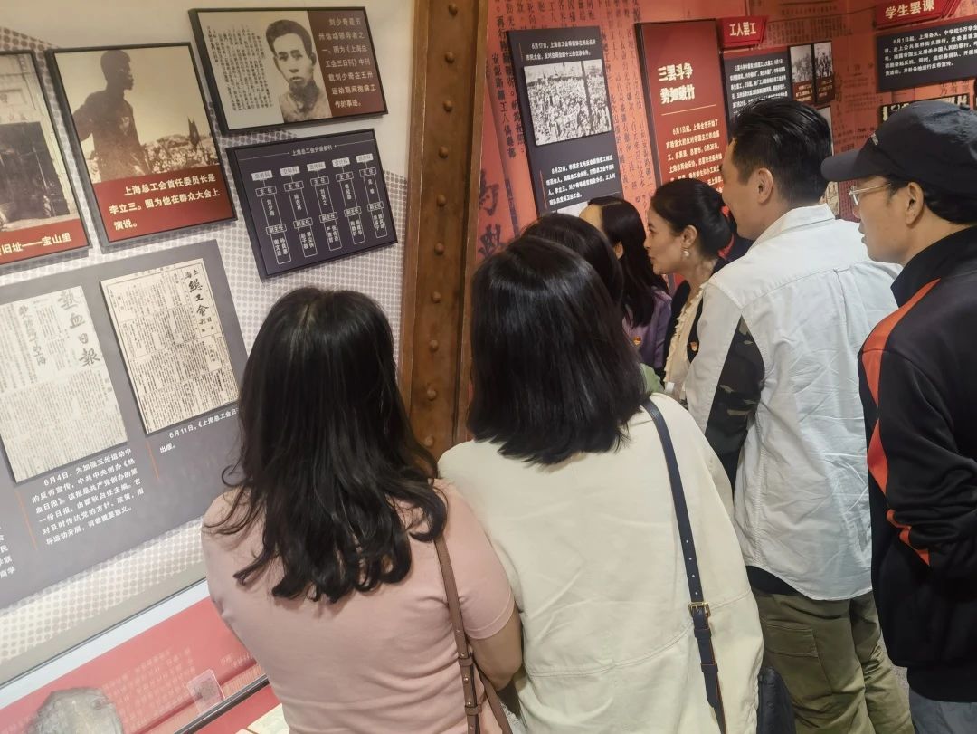 1030_155556_146.jpg 1030_155556_146.jpg