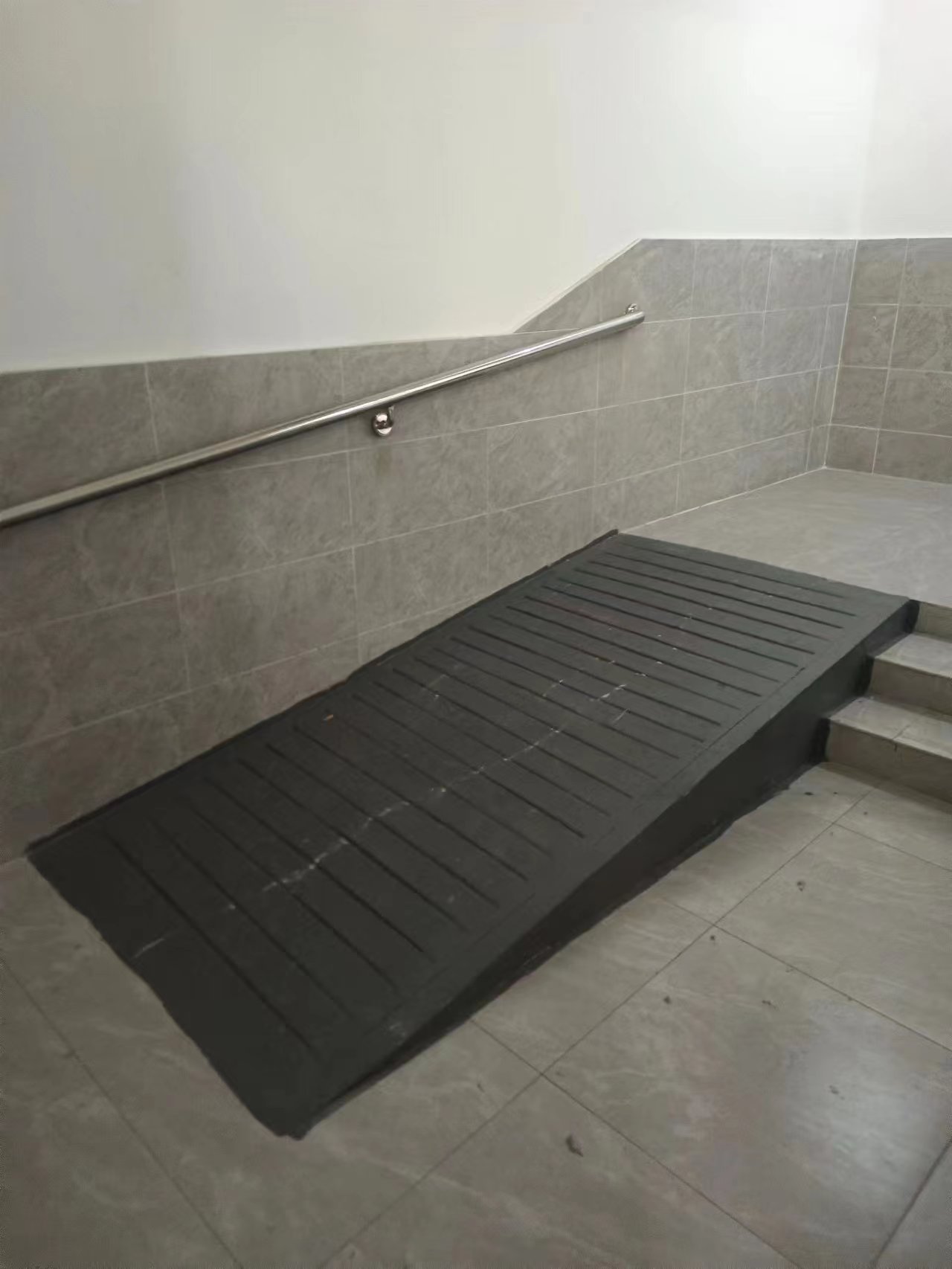 1226_133513_334.jpg 1226_133513_334.jpg