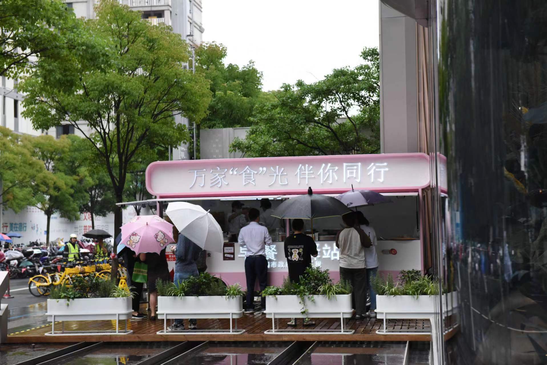 0712_131040_664.jpg 0712_131040_664.jpg