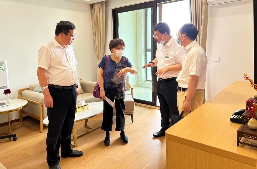 0727_161019_794.jpg 0727_161019_794.jpg