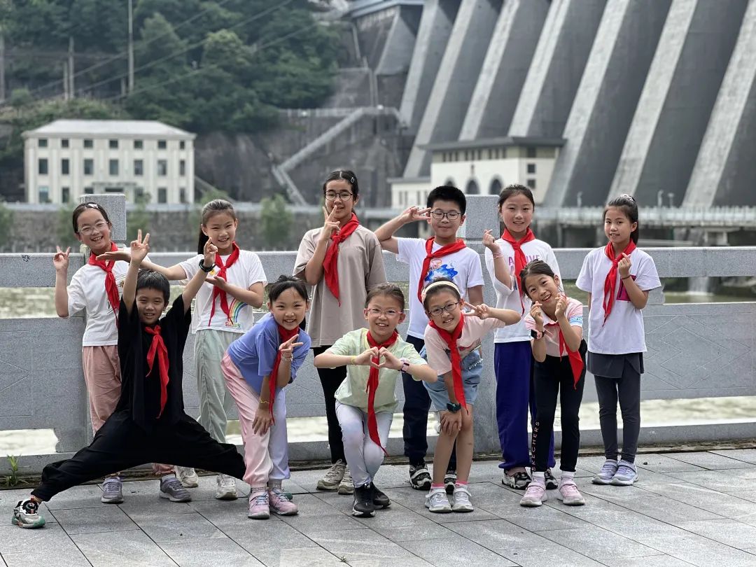 0807_101630_730.jpg 0807_101630_730.jpg