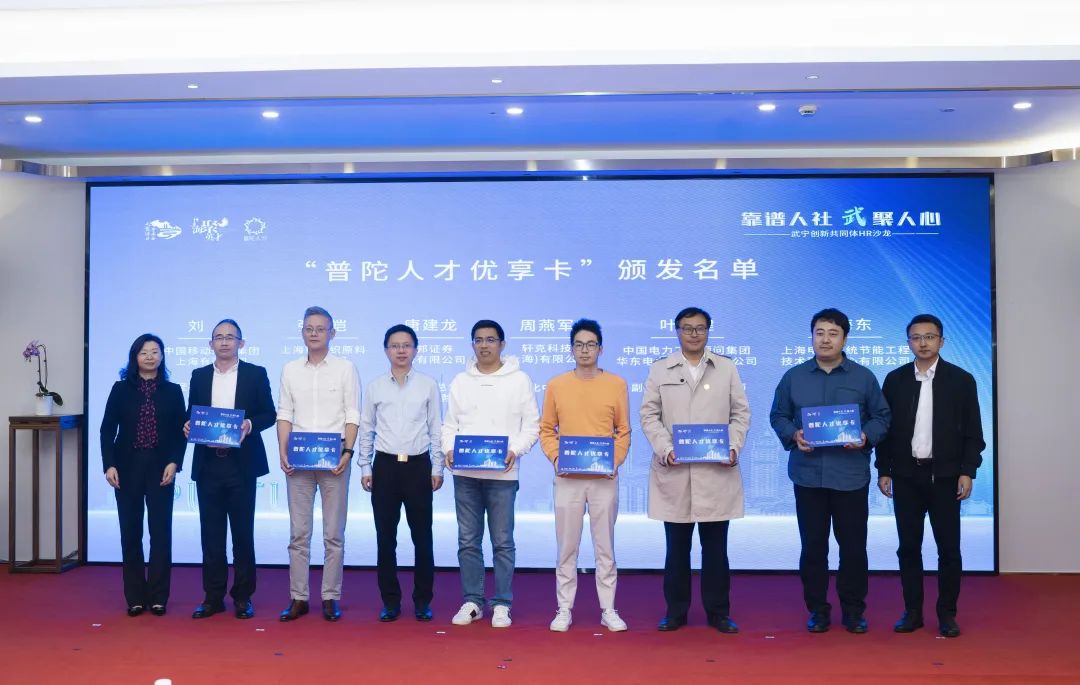 1030_095740_618.jpg 1030_095740_618.jpg