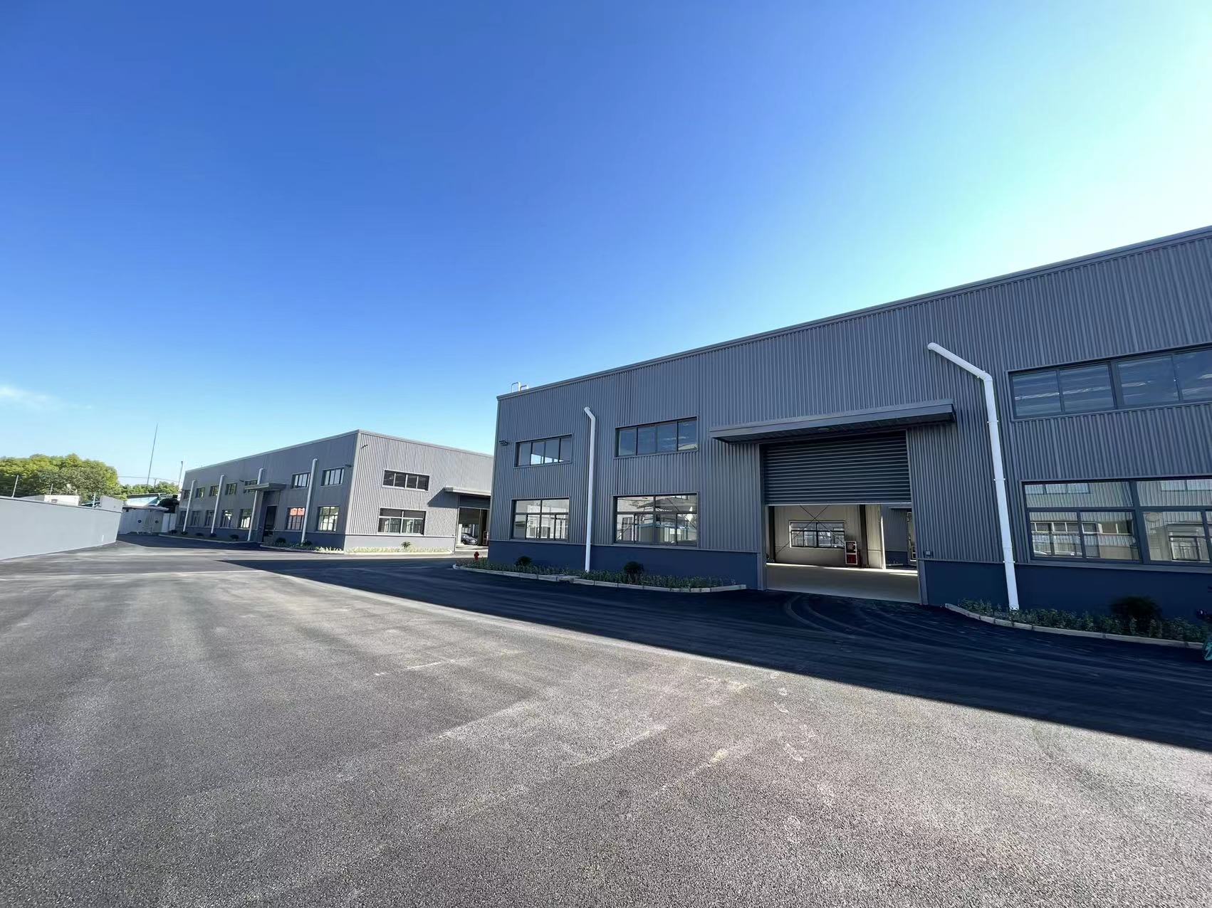 0625_135937_197.jpg 0625_135937_197.jpg