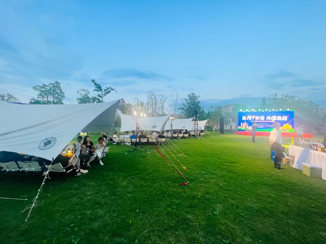 0725_163155_909.jpg 111.jpg