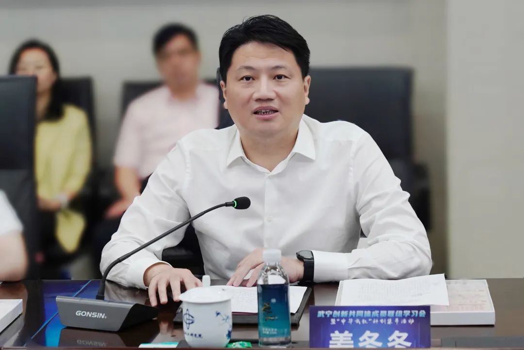 0823_081439_465.jpg 0823_081439_465.jpg